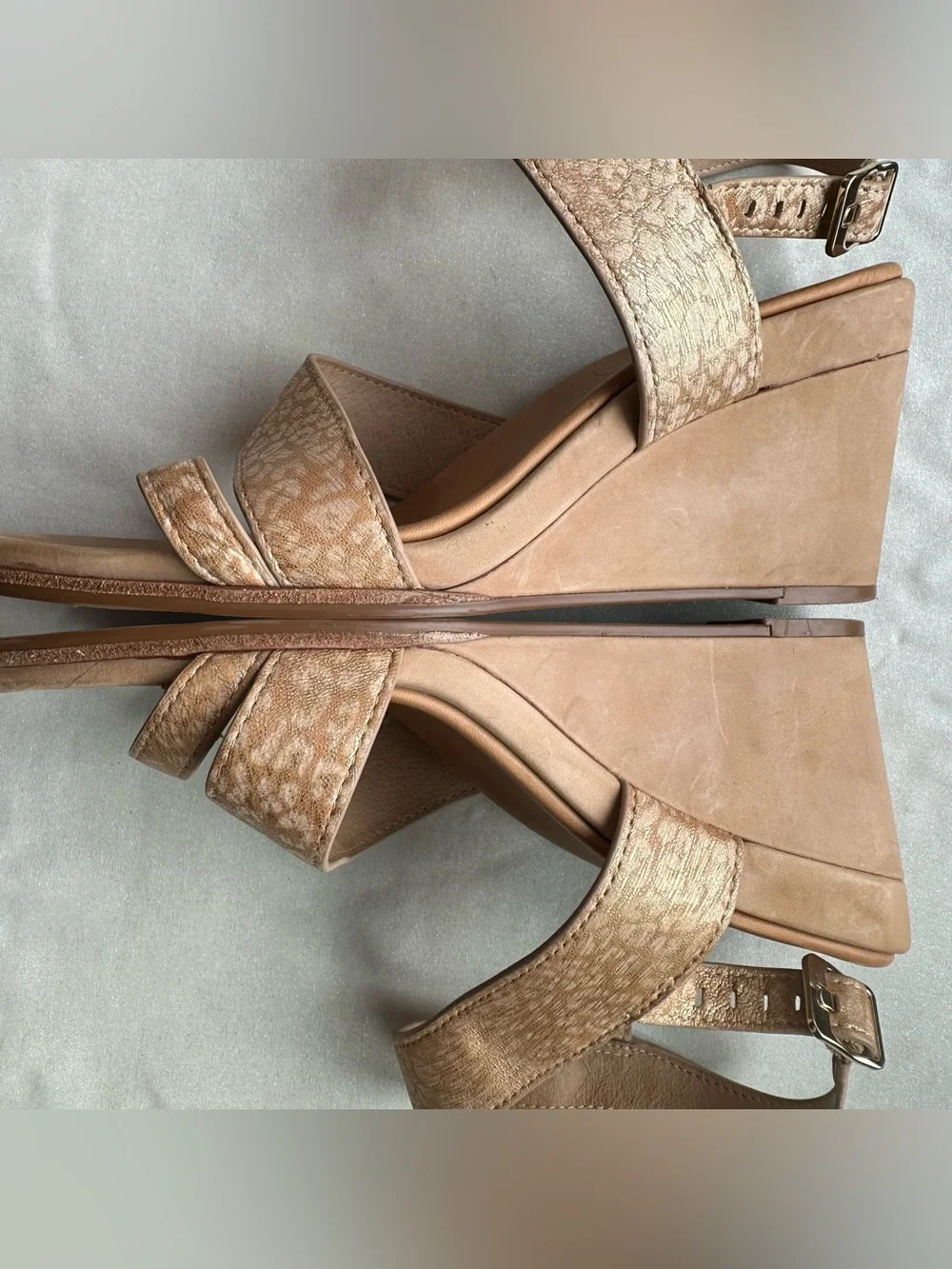 Corso Como Leather Gold Metallic Sandals Womens 9M Strappy Wedge CC-NASHILA